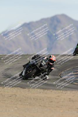 media/Nov-16-2025-Race Pace (Sun) [[8c5fa54630]]/Verified Riders/8-Turn 12 (120pm)/